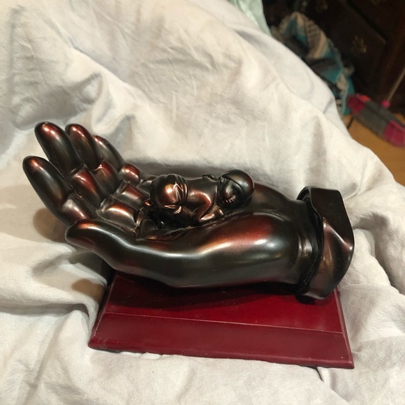 HERCO PROFESSIONAL BRASS GODS HAND LIL GIRL STATUE - Picture 1 of 11